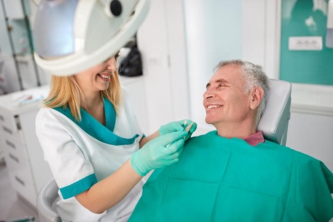 Dental Implants May Help Seniors Seniors Avoid Mental Health Problems